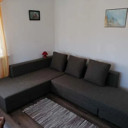 Laura * Balatonmáriafürdő